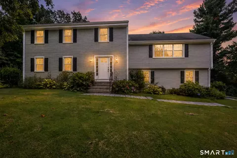 50 Boulder Cir, Glastonbury, CT 06033