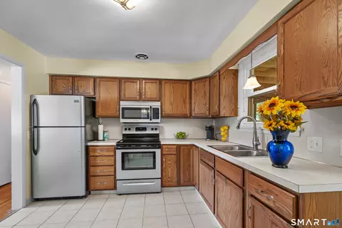 Kitchen - 6 Smith Ave, Waterbury, CT 06708 photo 2 of 2