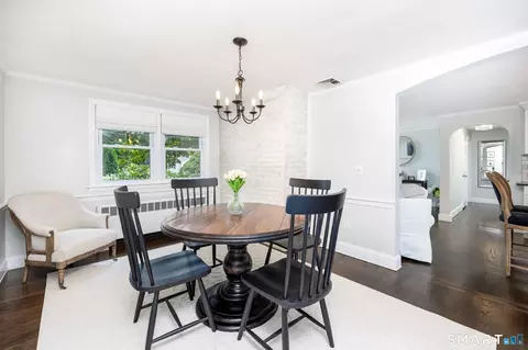 Dining - 597 Maple St, Wethersfield, CT 06109 photo 1 of 2