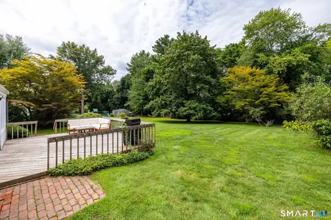 Exterior - 597 Maple St, Wethersfield, CT 06109 photo 4 of 12