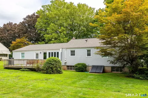 Exterior - 597 Maple St, Wethersfield, CT 06109 photo 8 of 12