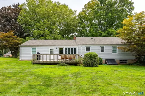 Exterior - 597 Maple St, Wethersfield, CT 06109 photo 10 of 12