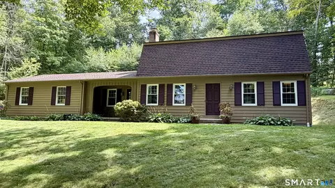 75 Maple Ave W, Higganum, CT 06441