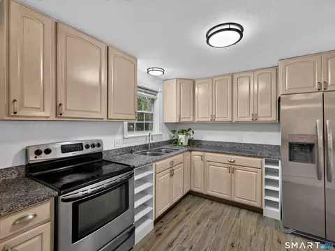 Kitchen - 14 Brookside Ln, Groton, CT 06340 photo 3 of 4