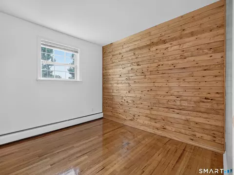 Bedroom - 14 Brookside Ln, Groton, CT 06340 photo 5 of 5