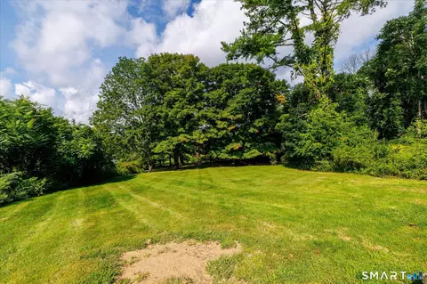 Exterior - 1015 North Rd, Killingly, CT 06239 photo 10 of 10
