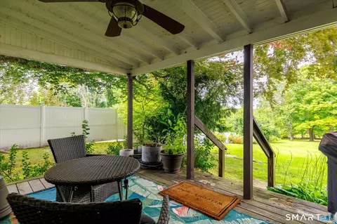 Exterior - 1015 North Rd, Killingly, CT 06239 photo 6 of 10