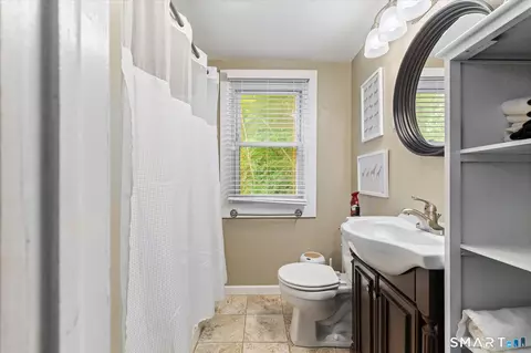 Bath - 1015 North Rd, Killingly, CT 06239 photo 3 of 3