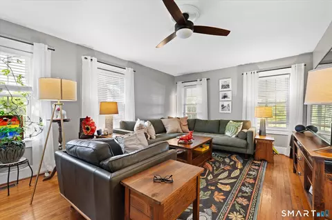 Living - 1015 North Rd, Killingly, CT 06239 photo 2 of 5