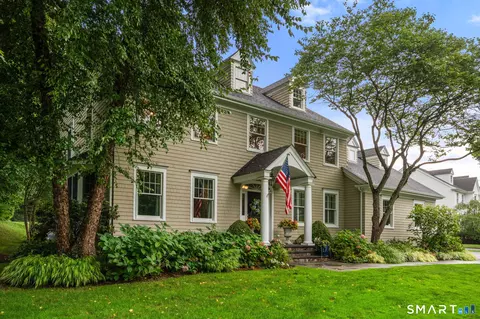 235 Silvermine Ave, Norwalk, CT 06850