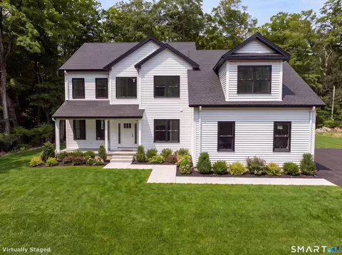 268 Newton Rd, Woodbridge, CT 06525