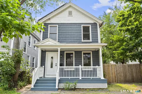 122 Union Ave, West Haven, CT 06516
