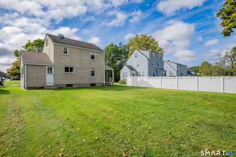 Exterior - 44 Stillman Rd, Wethersfield, CT 06109 photo 6 of 11