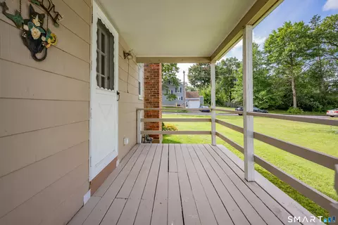 Exterior - 44 Stillman Rd, Wethersfield, CT 06109 photo 4 of 11