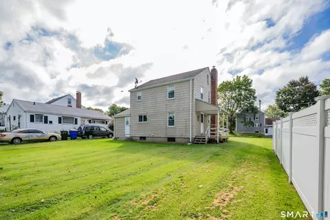 Exterior - 44 Stillman Rd, Wethersfield, CT 06109 photo 7 of 11