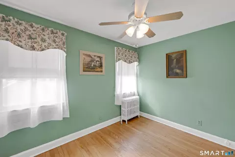 Bedroom - 44 Stillman Rd, Wethersfield, CT 06109 photo 4 of 6