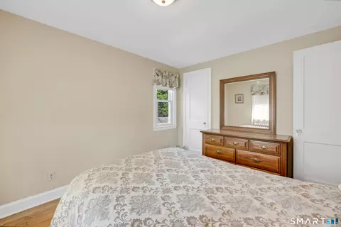 Bedroom - 44 Stillman Rd, Wethersfield, CT 06109 photo 5 of 6