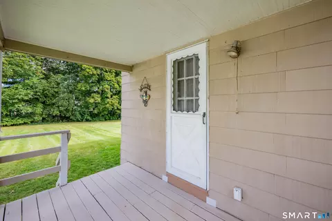 Exterior - 44 Stillman Rd, Wethersfield, CT 06109 photo 3 of 11