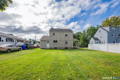 Exterior - 44 Stillman Rd, Wethersfield, CT 06109 photo 8 of 11