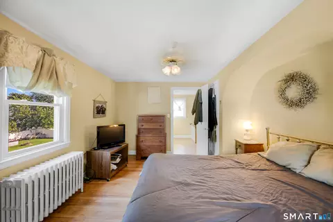 Bedroom - 44 Stillman Rd, Wethersfield, CT 06109 photo 2 of 6