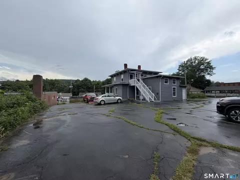 Exterior - 199 Riverside Ave, Bristol, CT 06010 photo 11 of 13