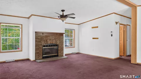Living - 6 Circle Dr, Windham, CT 06256 photo 3 of 5