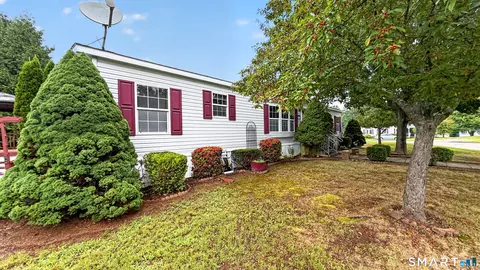 Exterior - 6 Circle Dr, Windham, CT 06256 photo 1 of 8