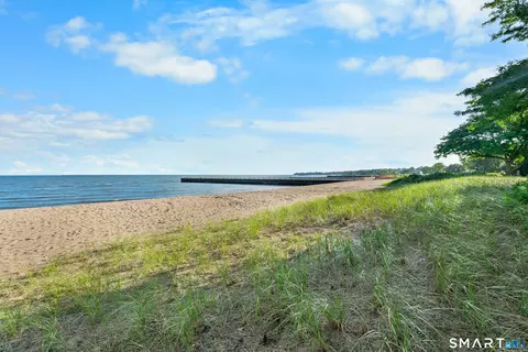275 West Walk #275, West Haven, CT 06516