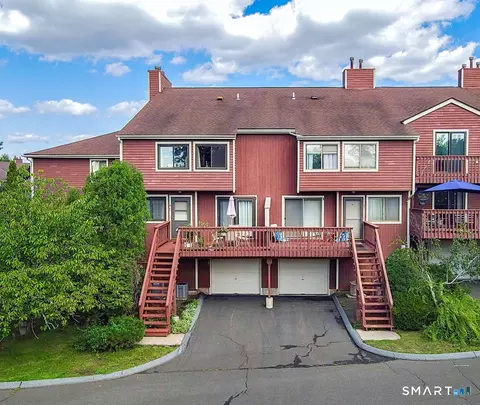 25 Florence Rd #19, Branford, CT 06405