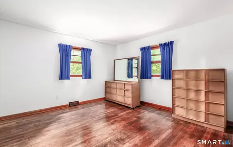 Bedroom - 257 Spring Hill Rd, Monroe, CT 06468 photo 1 of 7