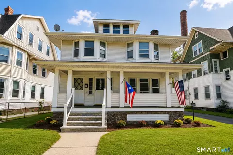 209 Camp St, Meriden, CT 06450