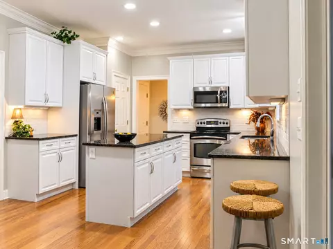 Kitchen - 100 Frederick Dr, Coventry, CT 06238 photo 3 of 4