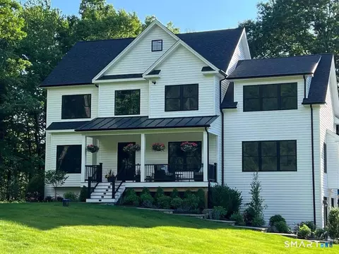 81 Far View Dr, Sandy Hook, CT 06482 photo 3