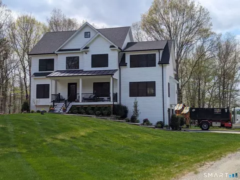 81 Far View Dr, Sandy Hook, CT 06482 photo 2