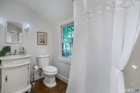 Bath - 16 River Rd, Sharon, CT 06069 photo 5 of 6