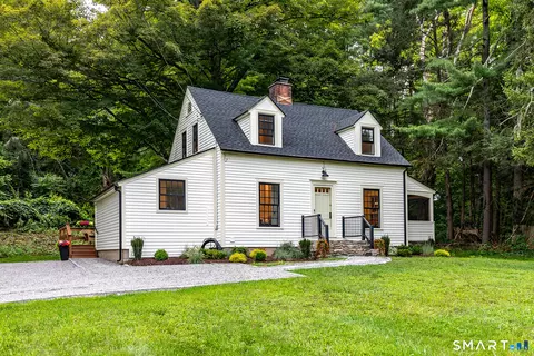 16 River Rd, Sharon, CT 06069