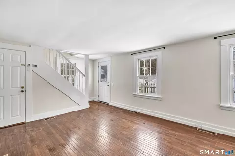 Living - 274 Lyons Plain Rd, Weston, CT 06883 photo 1 of 10