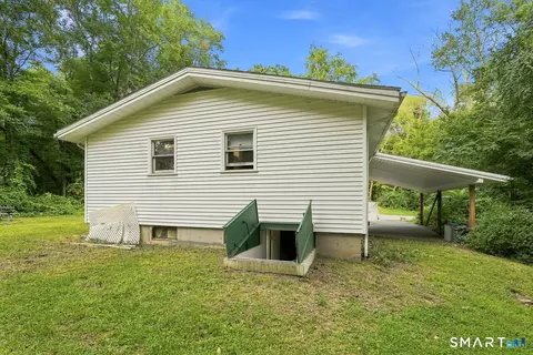 Exterior - 110 Terwilleger Rd, Killingly, CT 06239 photo 3 of 7