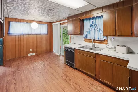 Kitchen - 110 Terwilleger Rd, Killingly, CT 06239 photo 1 of 4