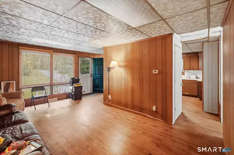 Entry Way - 110 Terwilleger Rd, Killingly, CT 06239 photo 1 of 3