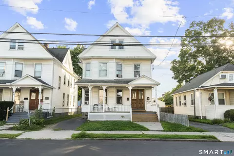 969-971 Wood Ave, Bridgeport, CT 06604