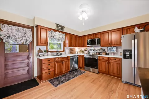 Kitchen - 124 Beverly Rd, Torrington, CT 06790 photo 1 of 3