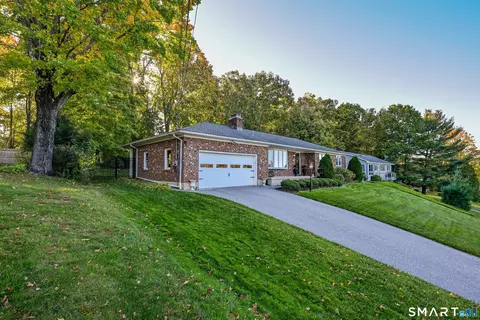 Exterior - 124 Beverly Rd, Torrington, CT 06790 photo 1 of 9