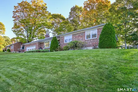 Exterior - 124 Beverly Rd, Torrington, CT 06790 photo 9 of 9