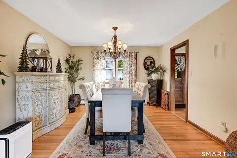 Dining - 124 Beverly Rd, Torrington, CT 06790 photo 1 of 2