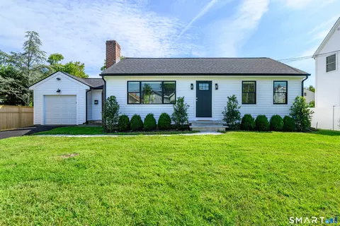 73 Alden St, Fairfield, CT 06824