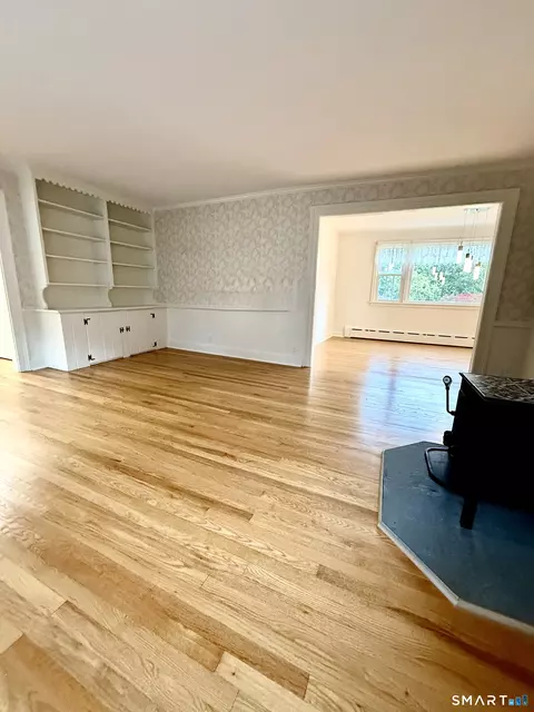 Living - 217 Munger Ln, Bethlehem, CT 06751 photo 2 of 2