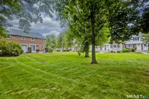 Exterior - 52 Brandywine Ln #52, Suffield, CT 06078 photo 3 of 3