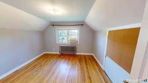 Bedroom - 88 Vineyard Rd, Hamden, CT 06517 photo 5 of 6