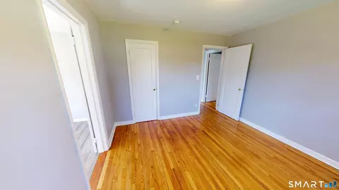 Bedroom - 88 Vineyard Rd, Hamden, CT 06517 photo 3 of 6